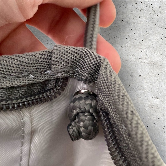 EDDIE BAUER Gray/White Tie Dye Travel Wallet with Strap. - Picture 12 of 16